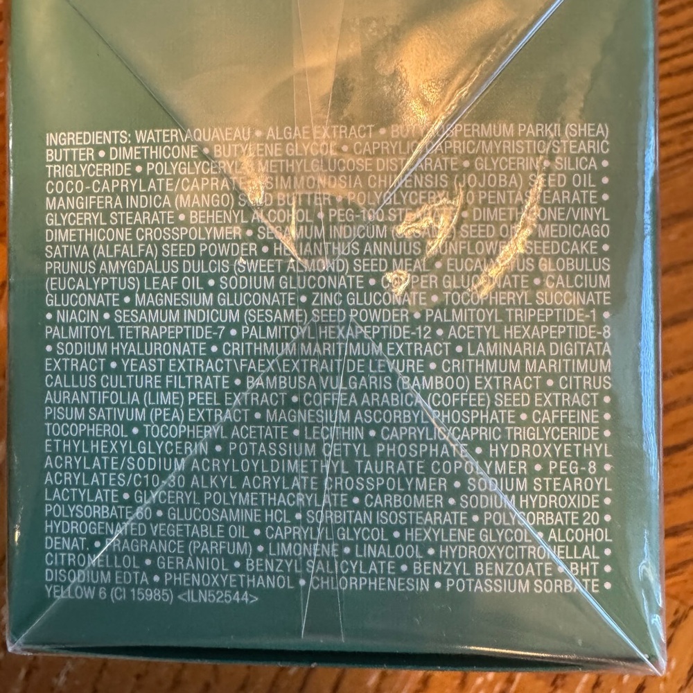 La Mer Rejuvenating Night Cream, NWT, sealed, 1 oz.; from Dillards Nov. 2025. - Picture 3 of 4